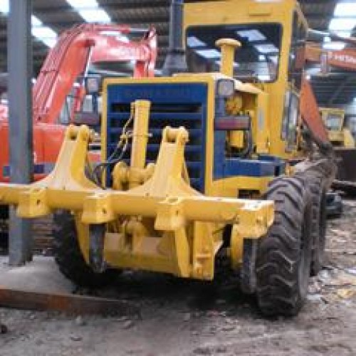 Used komatsu gd623a motor grader