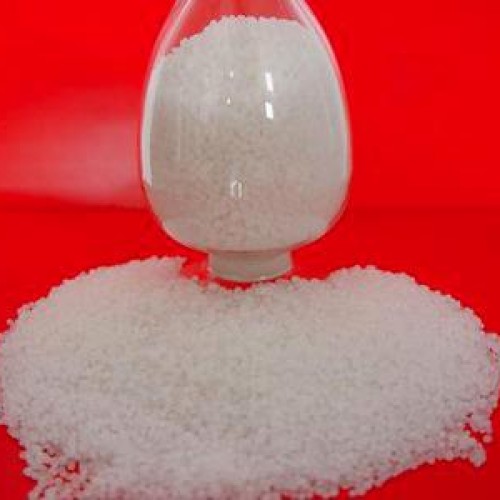 Caustic soda pearl