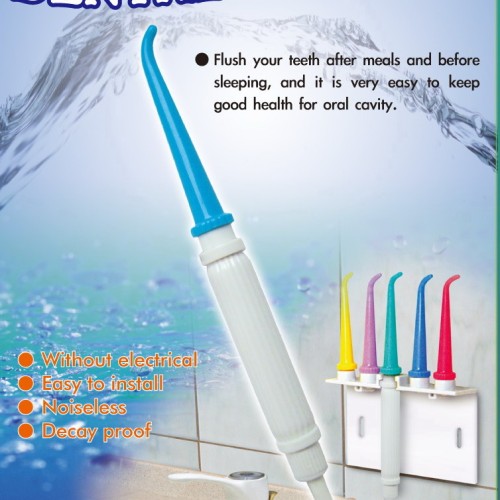 Oral irrigator