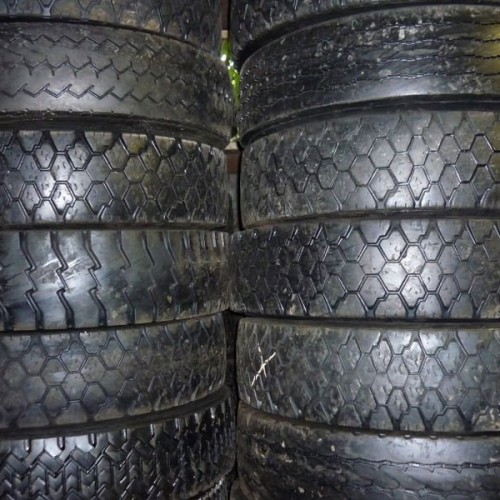 Truck and Car Tyre scrap