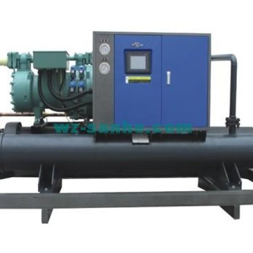 Screw style chiller