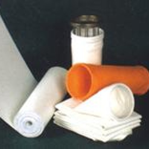 Fiberglass bulked yarn woven filter fabric