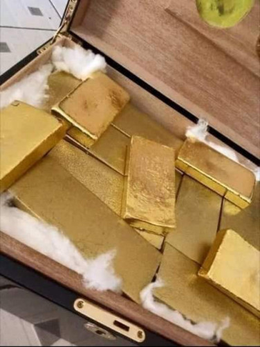 Gold bar available for sale