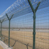 wire mesh fence